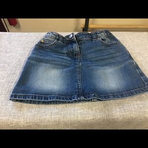 Boden girls size 6-7 Jean skirt